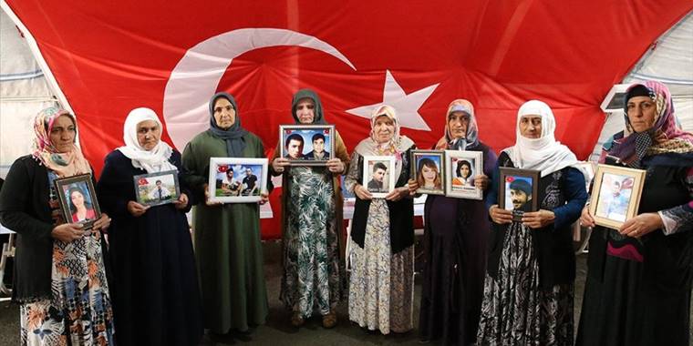 Diyarbakır anneleri evlatlarını bekliyor