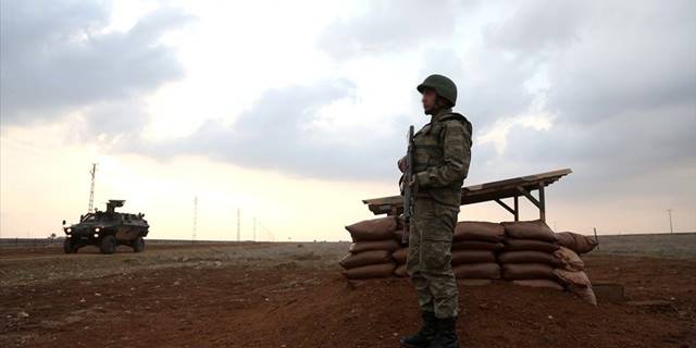 Hudut karakoluna düzenlenen hain saldırıda bir asker şehit oldu, bir asker yaralandı