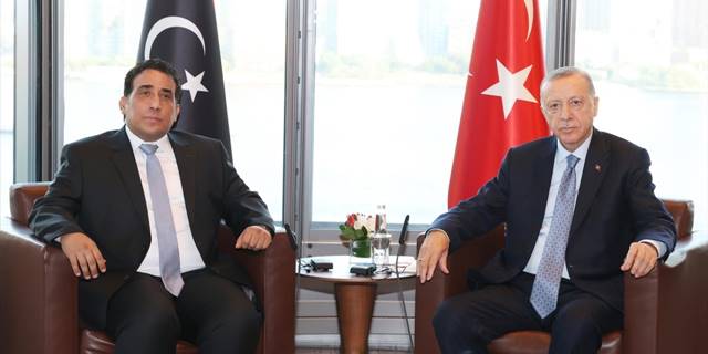 Cumhurbaşkanı Erdoğan, Libya Başkanlık Konseyi Başkanı Menfi'yi kabul etti