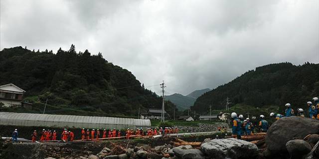 Japonya'da Nanmadol tayfununa karşı 8 milyon kişiye tahliye uyarısı