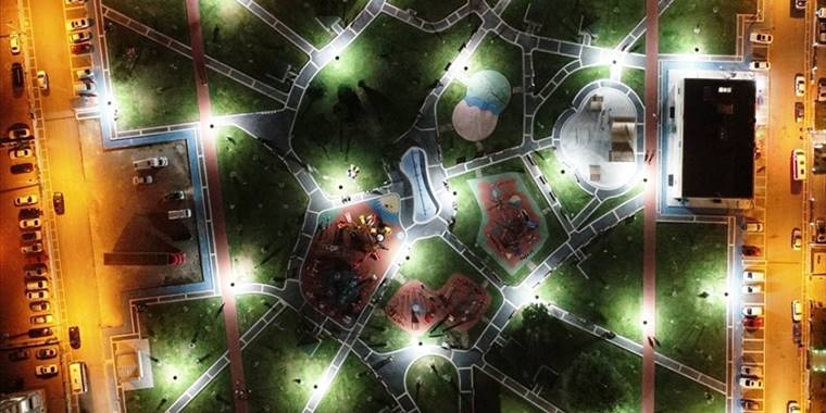 Kocasinan'da parklar modern aydınlatma sistemleriyle donatıldı