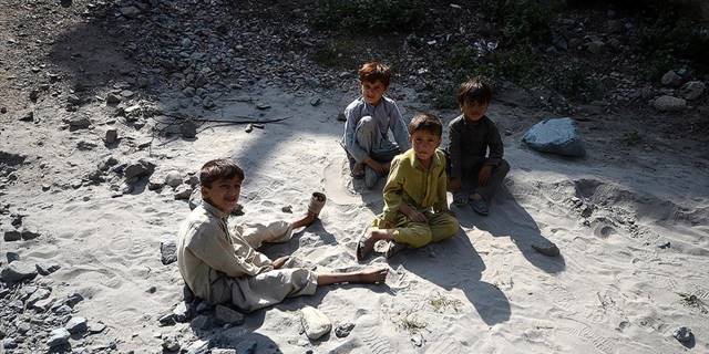 Fransa, selin vurduğu Pakistan'a destek için uluslararası yardım konferansı düzenleyecek