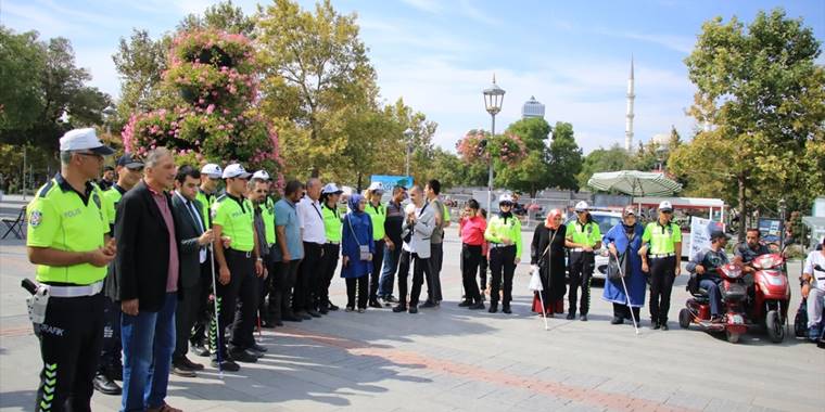 Konya'da "Yayalar İçin 5 Adımda Güvenli Trafik" etkinliği düzenlendi