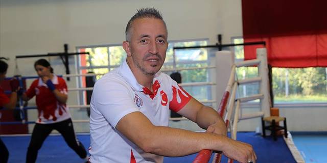 'Madalya avcısı' müdürün hedefi boksta madalya sayısını 70'e çıkarmak