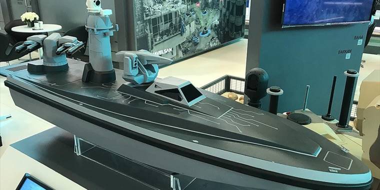 Silahlı insansız deniz aracı Sancar, ilk kez vitrine çıktı