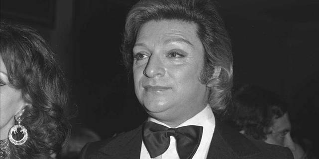 Türk müziğinin güneşi: Zeki Müren