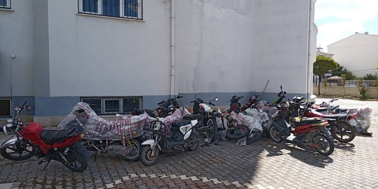 Kulu'da kayıp, çalıntı motosikletler ele geçirildi
