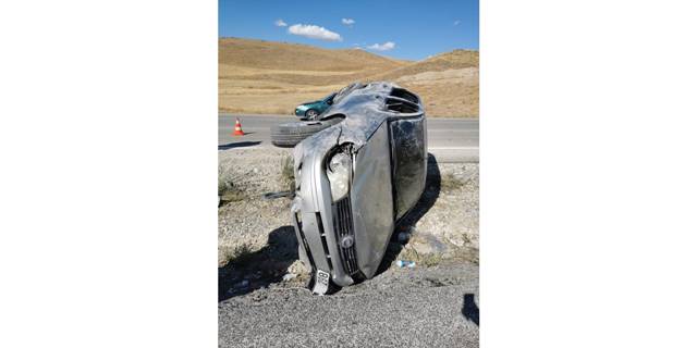 Yozgat'ta otomobilin devrildiği kazada 7 kişi yaralandı