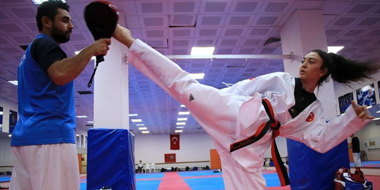 Türkiye şampiyonu Zeynep Duru tekvandoda uluslararası başarı peşinde