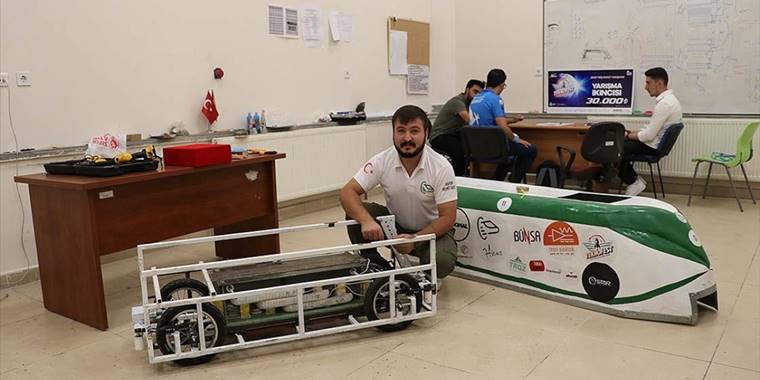 Abdülhamid'in Hicaz Demir Yolu projesinden etkilenen öğrenciler hyperloop aracı tasarladı