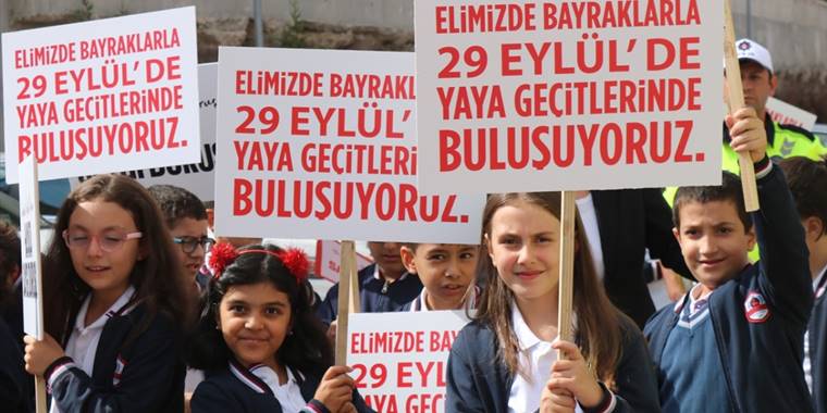 Gölbaşı’nda "Yayalara Öncelik Duruşu, Hayata Saygı Duruşu" etkinliği yapıldı