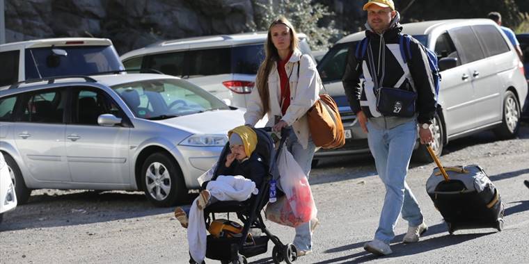 Seferberlik ilanından sonra Gürcistan'a geçen Ruslar yolculuklarını anlattı