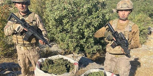 Eren Abluka-34 Narko Terör operasyonlarında 493 kilogram kubar esrar ele geçirildi