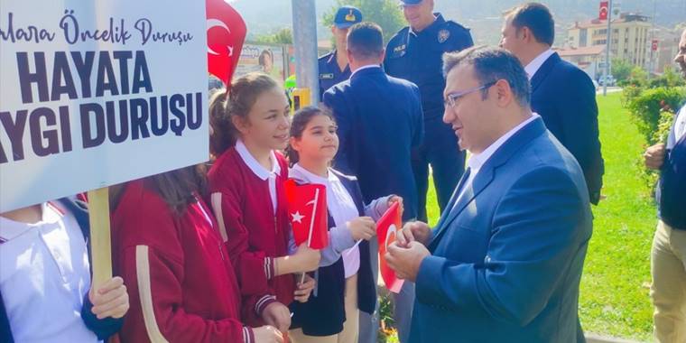 Nallıhan'da "Yayalara öncelik duruşu, hayata saygı duruşu" etkinliği düzenlendi