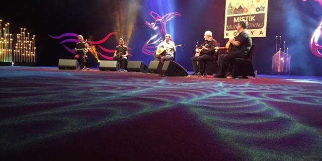 "19. Uluslararası Konya Mistik Müzik Festivali" sekizinci gününde sürdü
