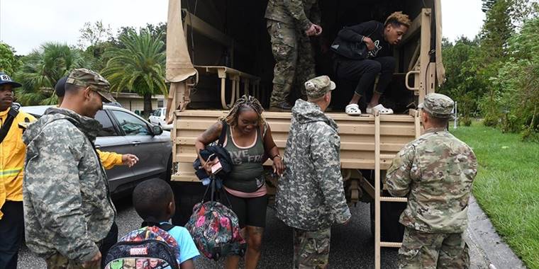 Ian Kasırgası'nda mahsur kalan 500'ün üzerinde Floridalı kurtarıldı