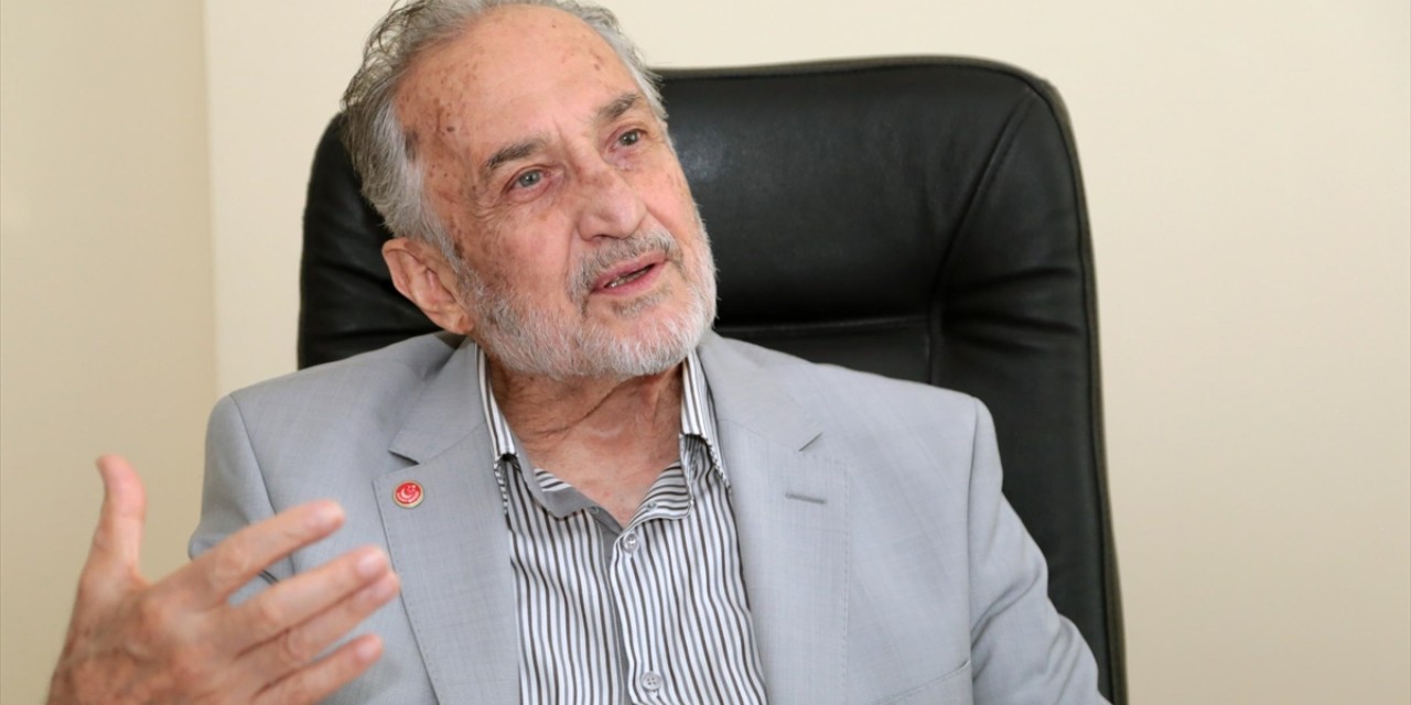 Milli Görüş'ün çınarlarından Oğuzhan Asiltürk vefatının birinci yılında anılıyor