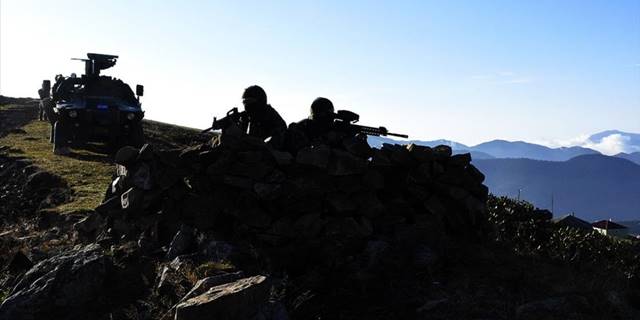 Fırat Kalkanı Harekatı bölgesinde 1 polis şehit oldu