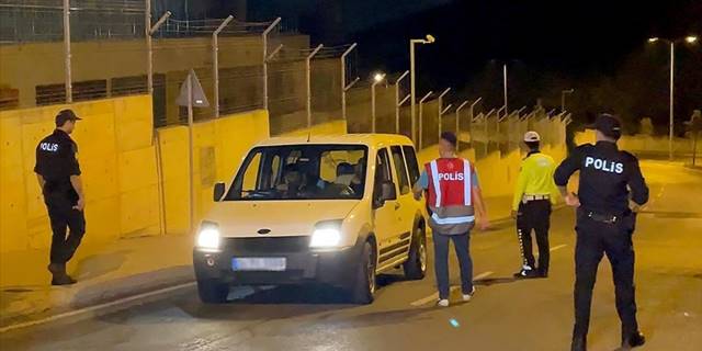 Ülke genelinde "huzurlu sokaklar ve terör suçları uygulaması" yapıldı