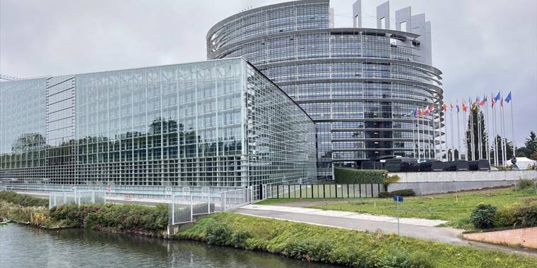 AP, AB ülkelerindeki dinleme skandallarını Europol'ün soruşturmasını istiyor