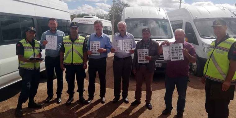 Jandarma ekiplerinden okul servisi denetimi