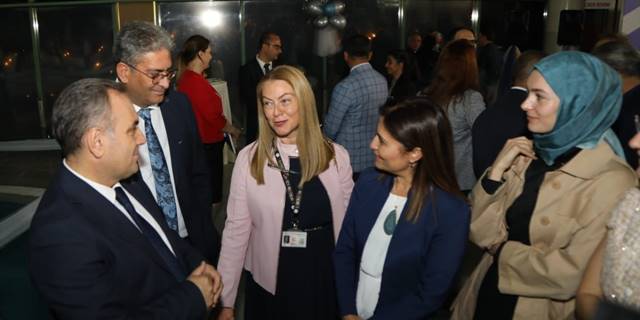 ERÜ Rektörü Altun, tıp fakültesi akademisyenleri ile bir araya geldi