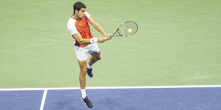 Carlos Alcaraz'dan Astana Açık'a erken veda