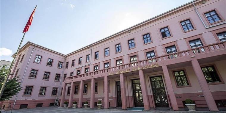 Adalet Bakanlığı yetkilileri, İsveç heyetiyle terör suçlularının iadesini görüştü