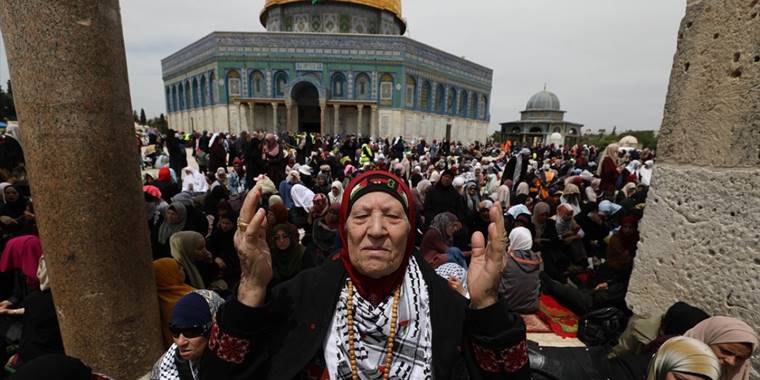 Filistin mücadelesini anlatan İHH Dijital Hafıza Merkezi yayına başladı