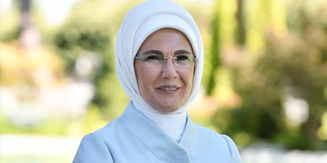 Emine Erdoğan'dan 'Nerede Kalmıştık' projesine ilişkin paylaşım