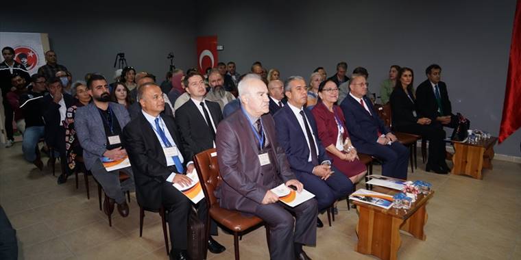 Polatlı'da "Başkomutanlık Meydan Muharebesi" sempozyumu başladı