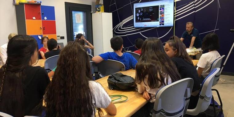 Devlet korumasındaki çocuklar bilim kamplarında