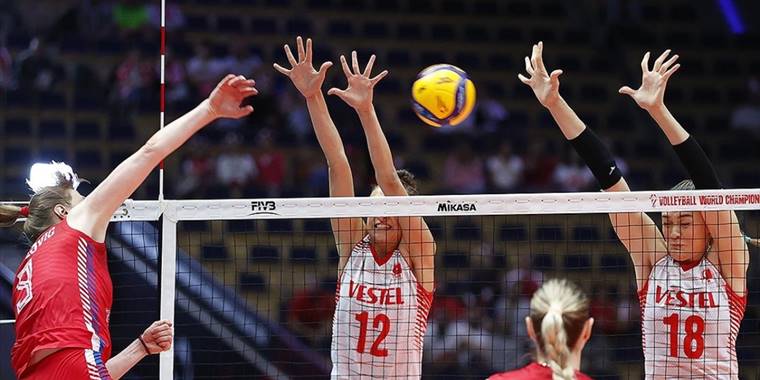 "Filenin Sultanları" son maçında Sırbistan'a mağlup oldu