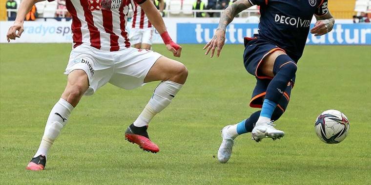 Başakşehir, Süper Lig'de yarın Sivasspor'u konuk edecek