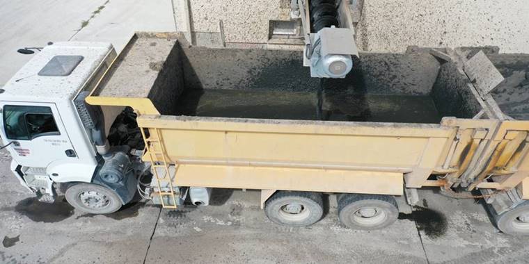 Konya'da arıtma çamuru organik gübre oluyor