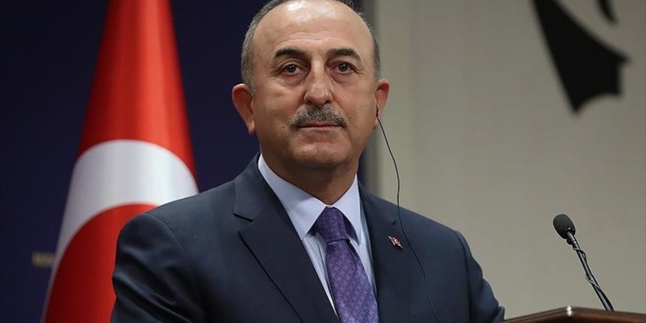 Bakan Çavuşoğlu'ndan Yunanistan'a: Eğreti ata binen çabuk iner