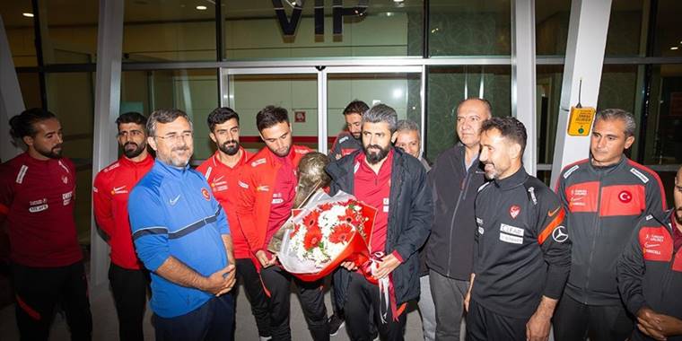 Dünya şampiyonu Ampute Futbol Milli Takımı, Ankara'ya geldi