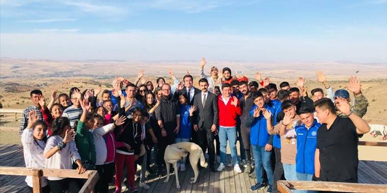 Karakeçili'de gençler, Dinek Dağı Atlı Safari ve Doğa Parkı'nda buluştu