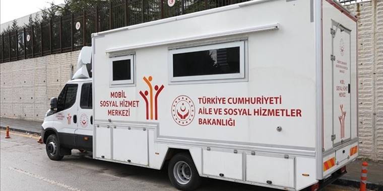 Aile ve Sosyal Hizmetler Bakanlığı "Ulusal Hane Ziyaretleri"yle ihtiyaçları tespit ediyor