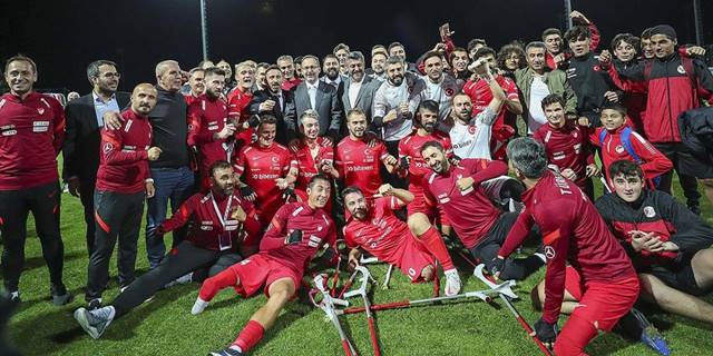 Uluslararası müsabakalarda başarı grafiğimiz katlanarak yükseliyor