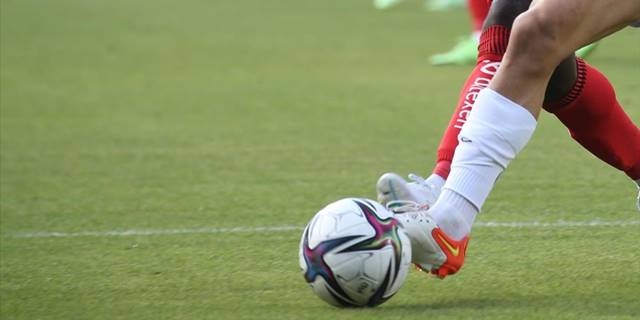 Spor Toto Süper Lig'de yarın Antalya derbisi heyecanı yaşanacak