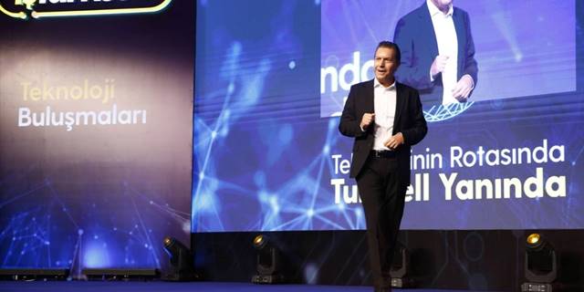 Teknolojinin rotası İşTurkcell Teknoloji Buluşmaları'nda belirlendi