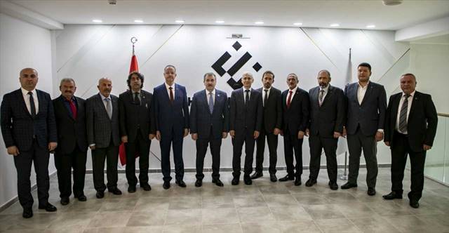 BBP Genel Başkanı Destici, ESTÜ Rektörü Prof. Dr. Özcan'ı ziyaret etti