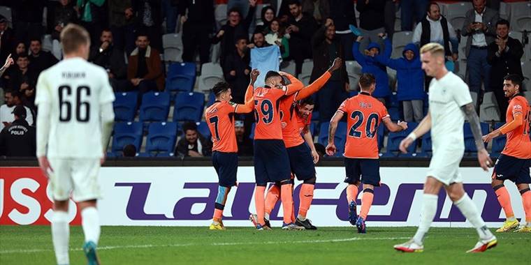 Medipol Başakşehir Konferans Ligi'nde gruptan çıktı