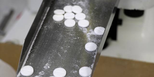 Edirne kırmızısına rengini veren bitkiden diş temizleyici tablet üretildi