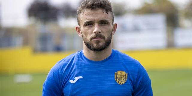 MKE Ankaragücü'nün Portekizli oyuncusu Pedrinho, Fenerbahçe maçından 3 puan bekliyor