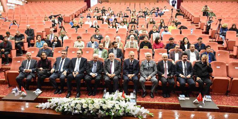 Eskişehir'de "Türk Dünyası Gençlik Dijital Medya Akademisi" projesi tanıtıldı