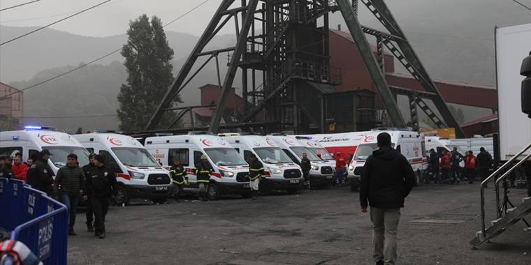 Türk Eğitim Derneği, hayatını kaybeden maden işçilerinin çocuklarına eğitim bursu verecek