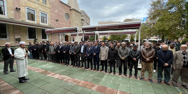 Bartın'da hayatını kaybeden 41 madenci için Eskişehir'de gıyabi cenaze namazı kılındı