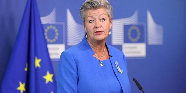 AB Komisyonu üyesi, Frontex ile ilgili raporu okuyunca "şoke olmuş"